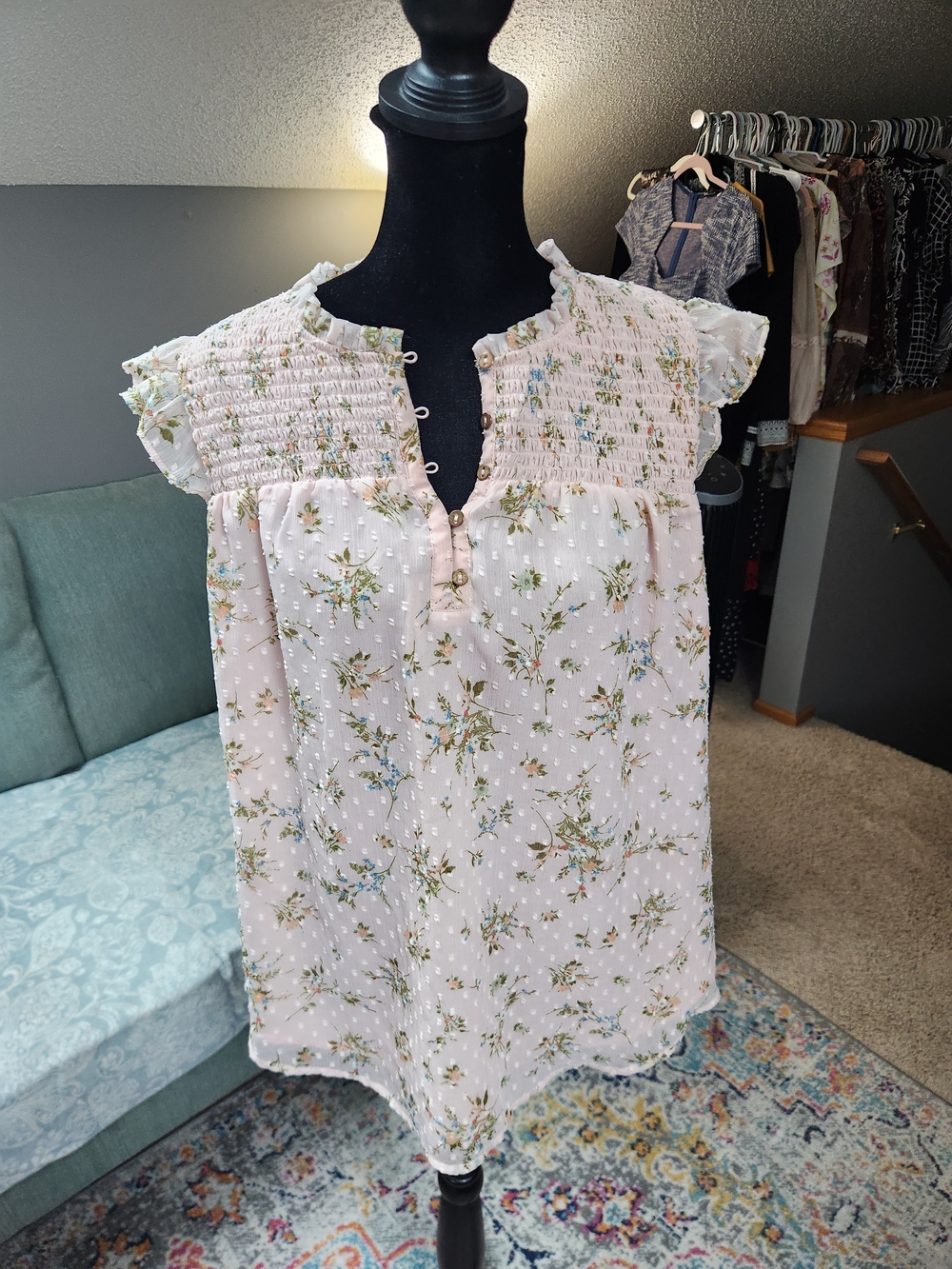 LOFT Floral Ruffle Blouse in Pink & White Like New